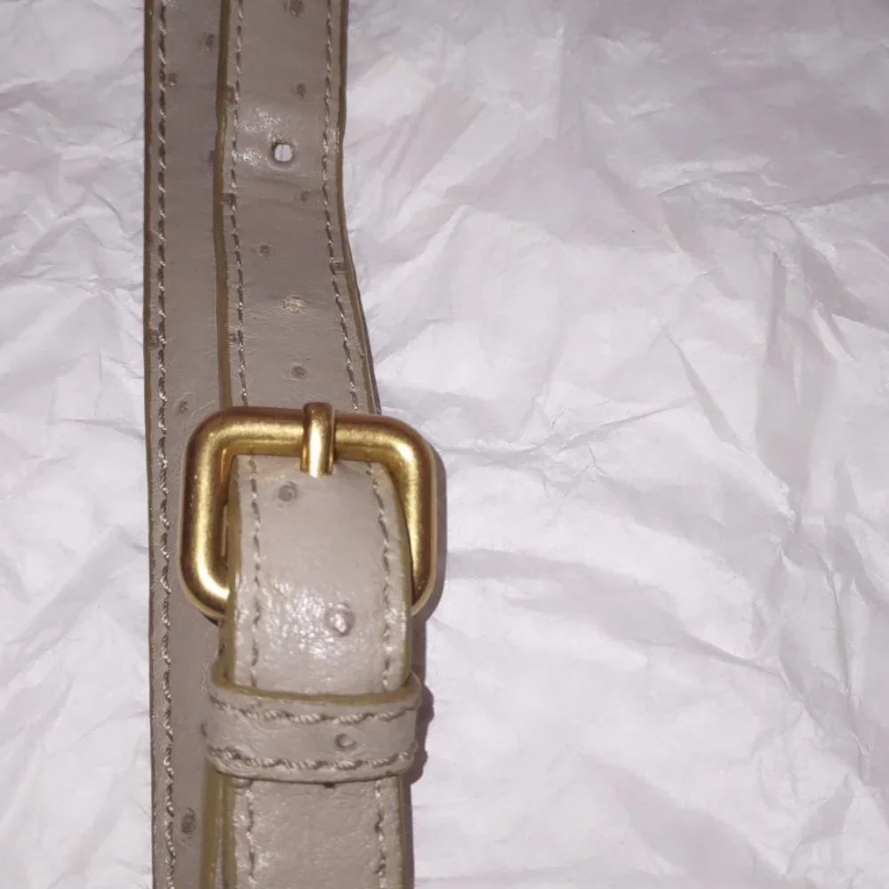 Marc Jacobs Adjustable Strap - Picture 6 of 10
